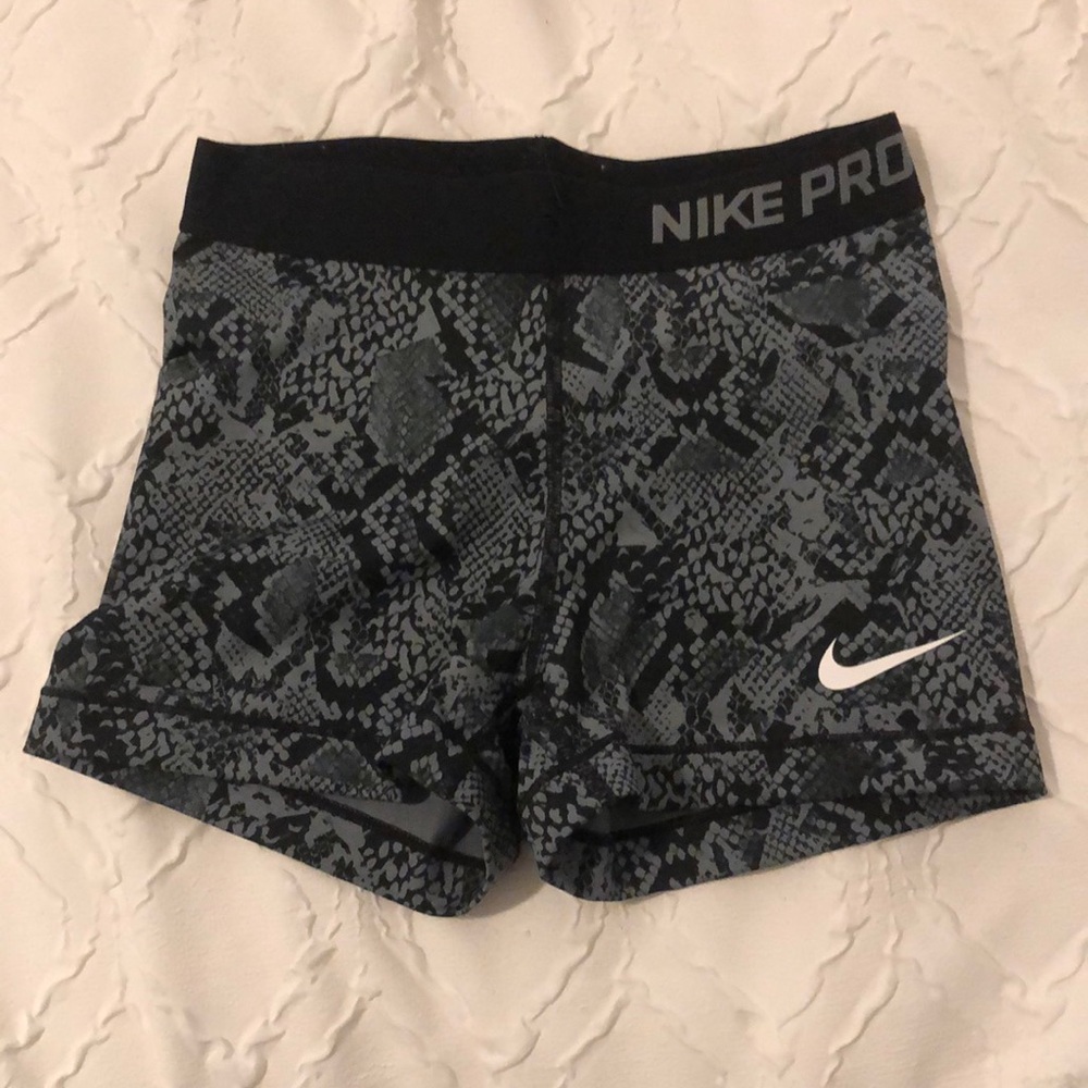 Nike pros